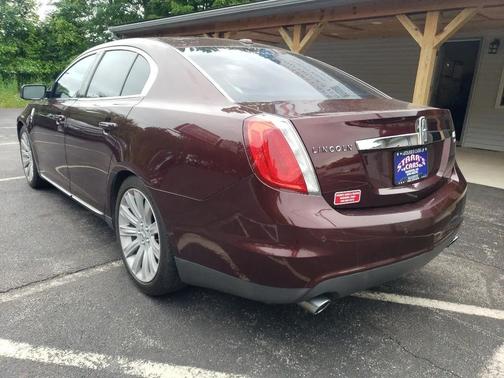 Cinnamon 2012 Lincoln MKS Base