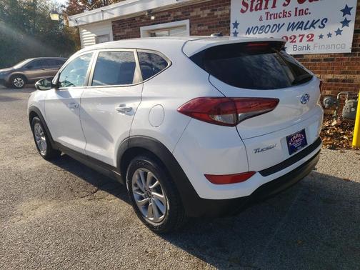2017 Hyundai TUCSON SE