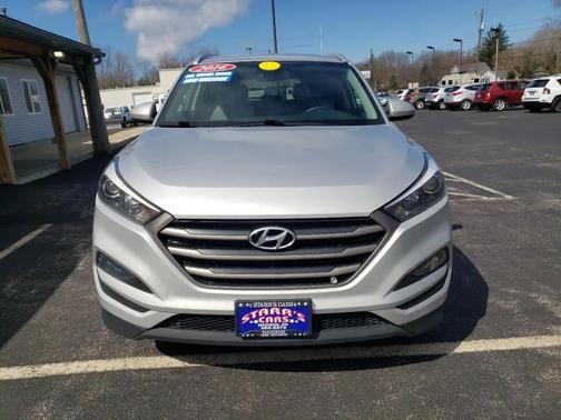 2016 Hyundai TUCSON SE
