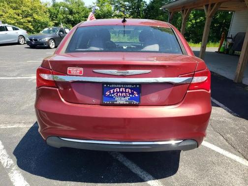 Maroon 2014 Chrysler 200 Touring