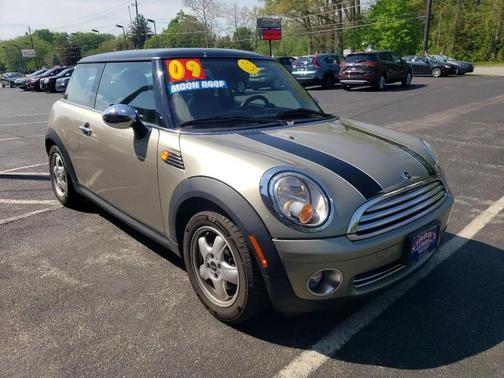 Silver 2009 MINI Cooper Base