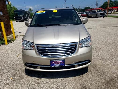 2015 Chrysler Town & Country Touring