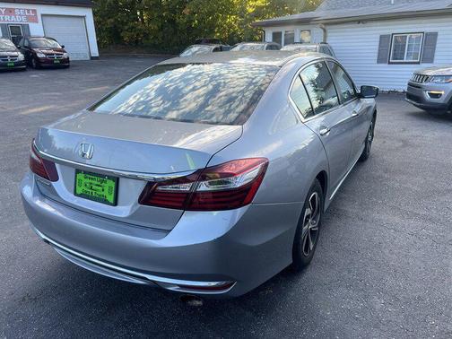 Lunar Silver Metallic 2017 Honda Accord LX