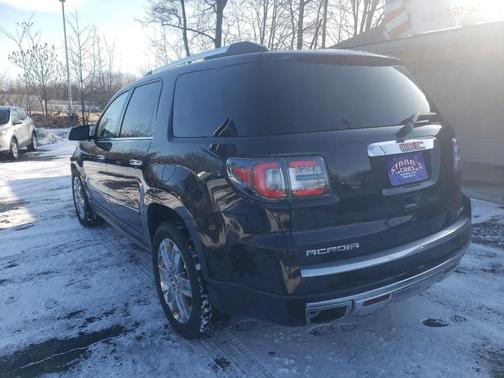 2015 GMC Acadia Denali