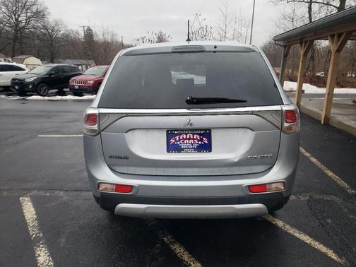 2015 Mitsubishi Outlander ES