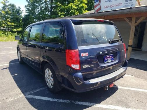 Blue 2016 Dodge Grand Caravan AVP/SE