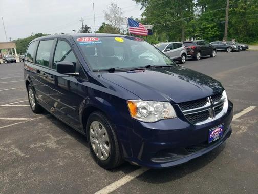 Blue 2016 Dodge Grand Caravan AVP/SE