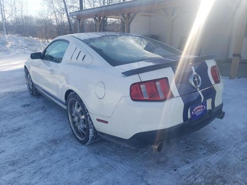 2012 Ford Mustang V6