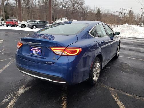 2015 Chrysler 200 Limited