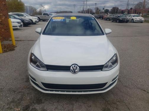 2017 Volkswagen Golf TSI SE 4-Door