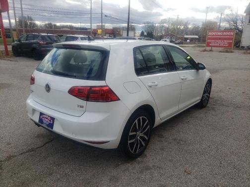 2017 Volkswagen Golf TSI SE 4-Door
