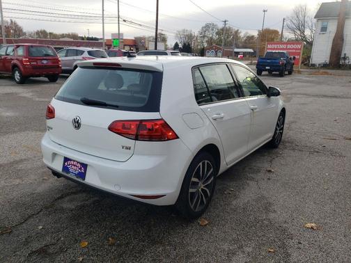 2017 Volkswagen Golf TSI SE 4-Door