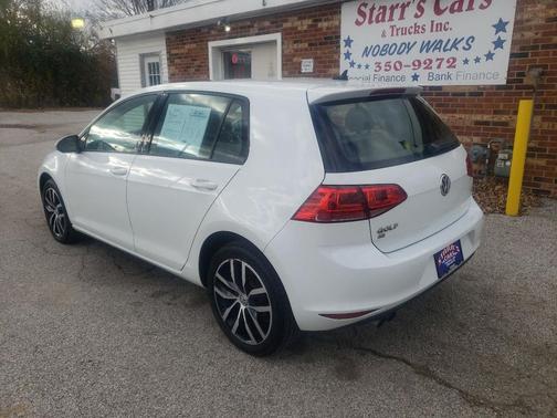 2017 Volkswagen Golf TSI SE 4-Door