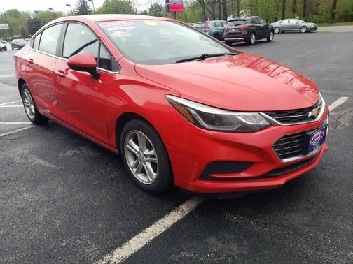 Red 2016 Chevrolet Cruze LT Auto