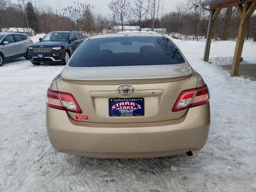 2010 Toyota Camry LE