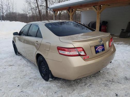 2010 Toyota Camry LE