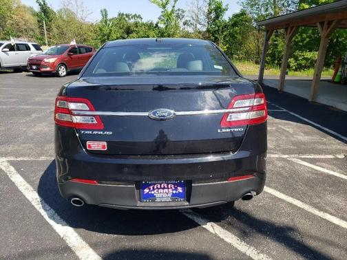 Black 2019 Ford Taurus Limited FWD