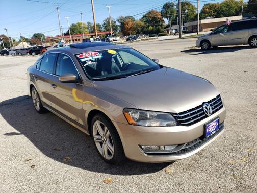 2015 Volkswagen Passat 1.8T Auto SEL Premium