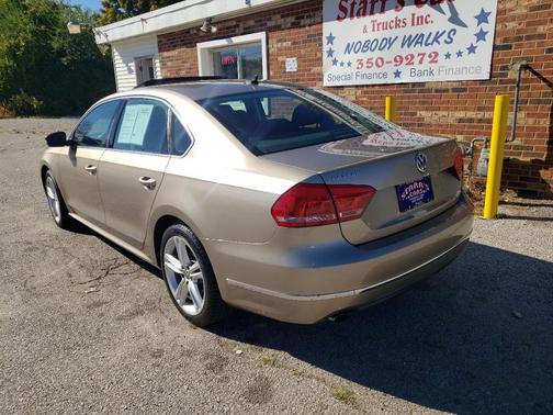 2015 Volkswagen Passat 1.8T Auto SEL Premium