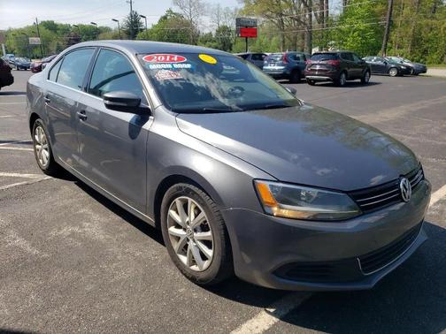 Gray 2014 Volkswagen Jetta Auto SE w/Connectivity
