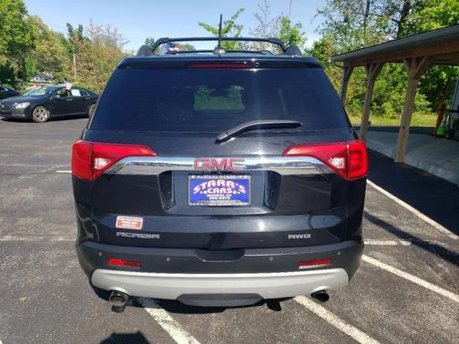 Black 2018 GMC Acadia SLT-1