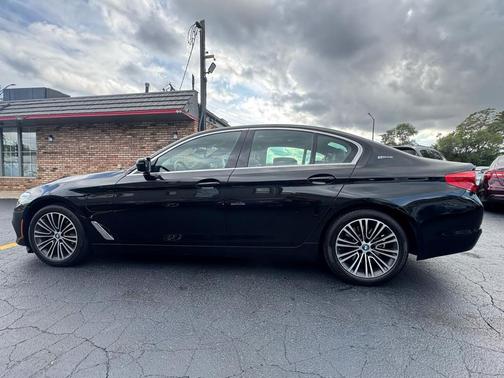 2019 BMW 530e xDrive iPerformance