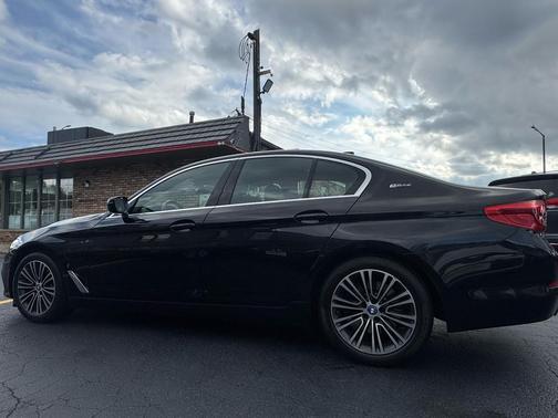 2019 BMW 530e xDrive iPerformance