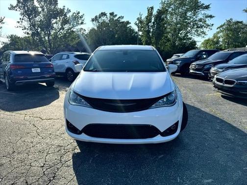 2018 Chrysler Pacifica Touring Plus