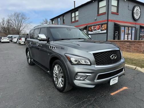 2017 INFINITI QX80 Base