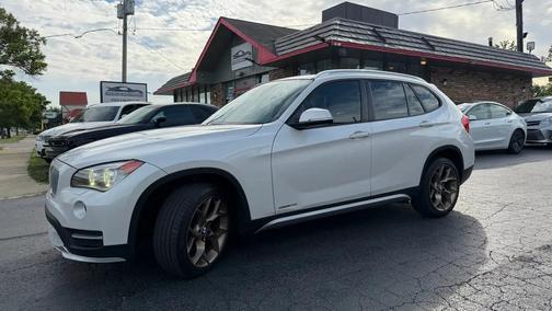 Pearl White 2015 BMW X1 sDrive 28i