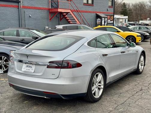 2014 Tesla Model S 85
