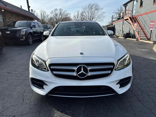 White 2018 Mercedes-Benz E-Class E 300 RWD Sedan