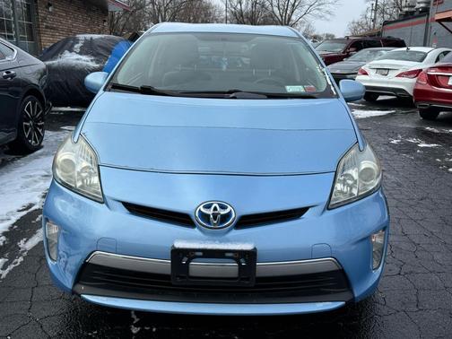 2014 Toyota Prius Plug-in Base