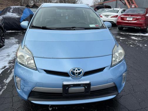 2014 Toyota Prius Plug-in Base