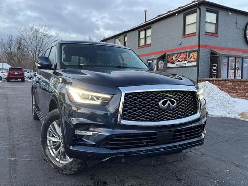 2021 INFINITI QX80 Luxe