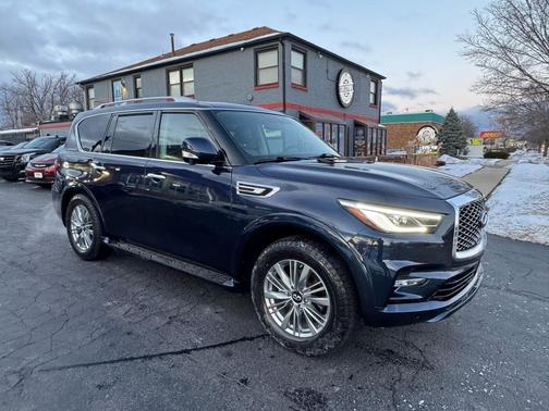 2021 INFINITI QX80 Luxe
