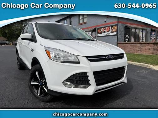 White 2016 Ford Escape SE