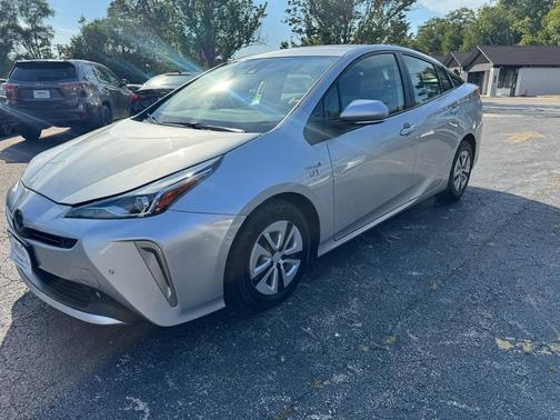 2021 Toyota Prius XLE