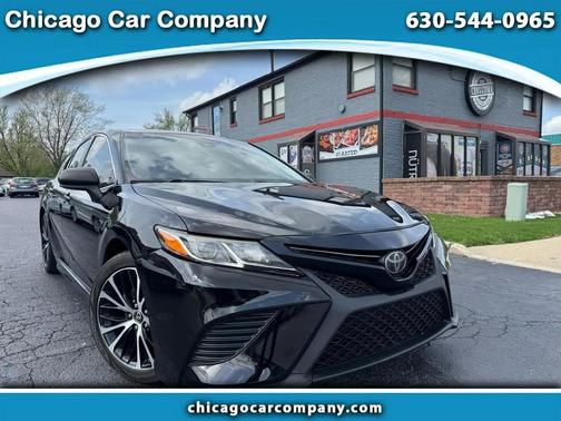 Midnight Black Metallic 2019 Toyota Camry SE