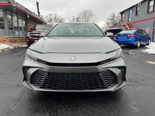 2025 Toyota Camry XLE