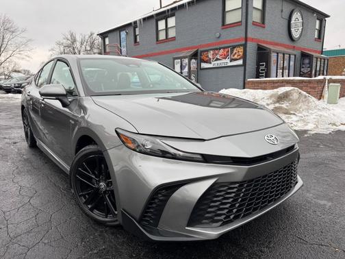 2025 Toyota Camry XLE