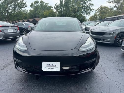 2019 Tesla Model 3 Mid Range