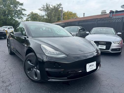 2019 Tesla Model 3 Mid Range