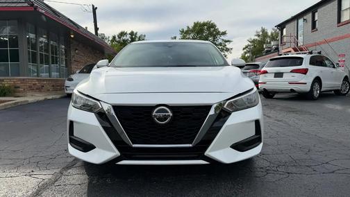 White 2022 Nissan Sentra SV