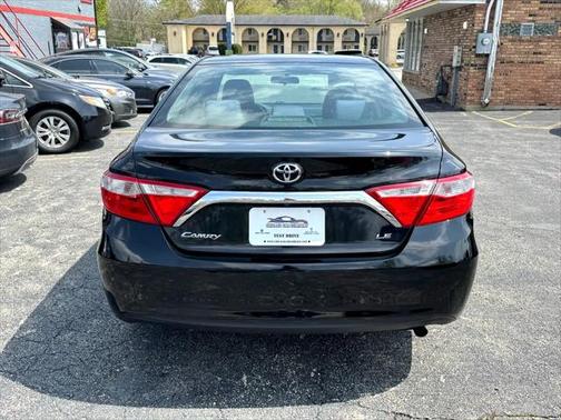 2016 Toyota Camry SE w/Special Edition Pkg