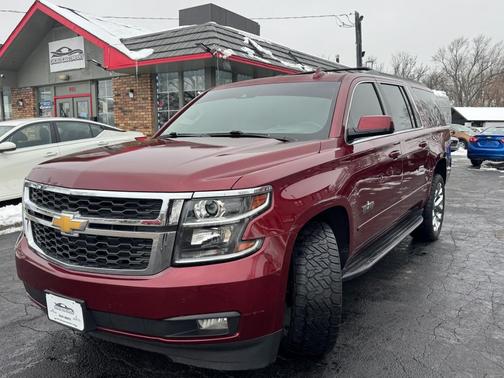 2017 Chevrolet Suburban LT