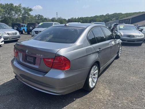 2011 BMW 328 328i