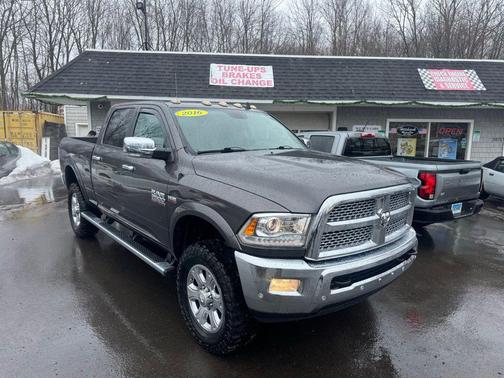 2016 RAM 2500 Laramie