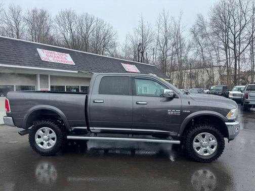 2016 RAM 2500 Laramie
