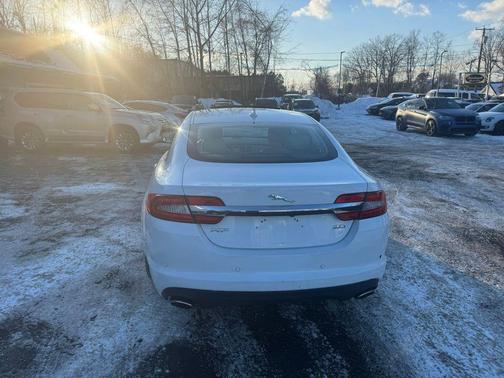 2013 Jaguar XF SC